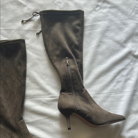 NWOT Vince Camuto Grey/Brown Heeled Boots with Pointed Toe - Picture 4 of 8